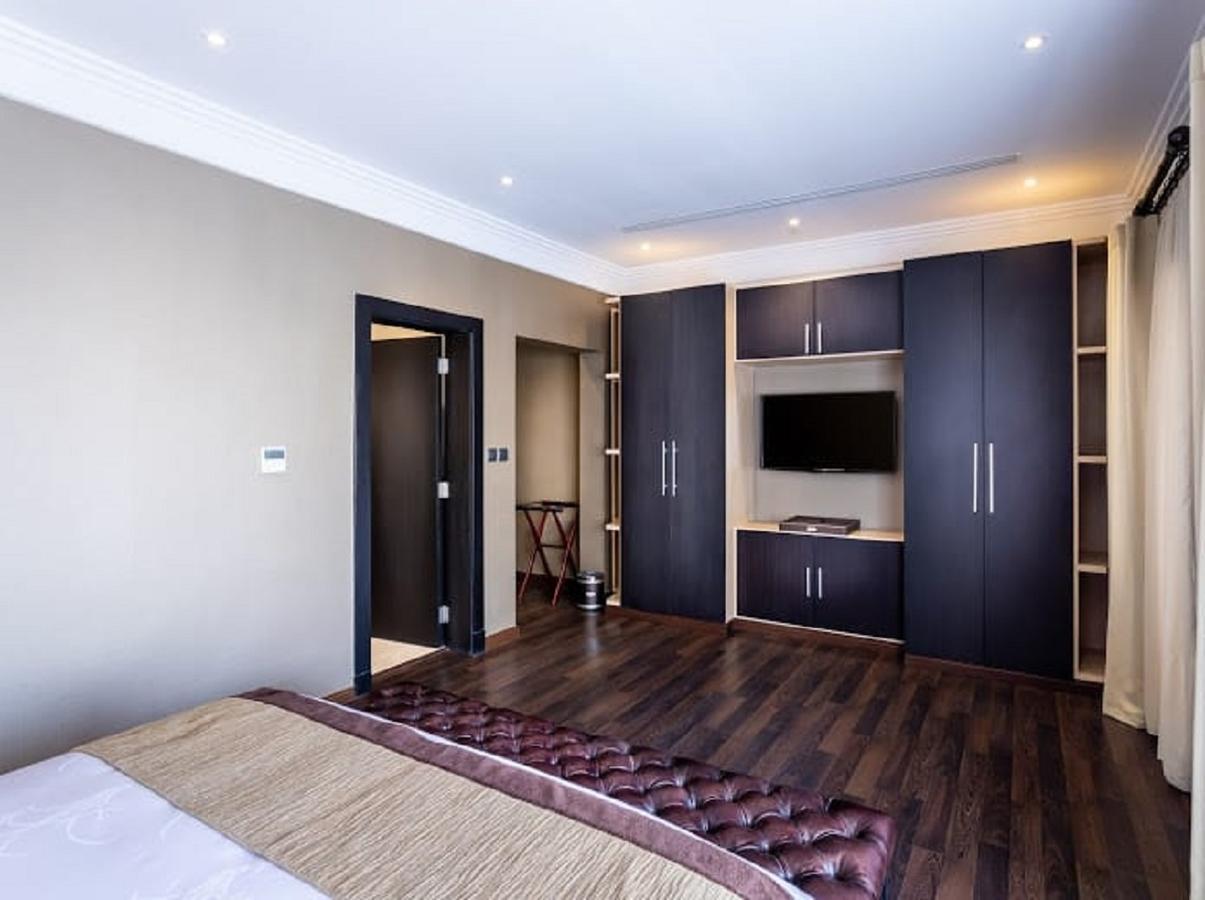 Braira Hettin Hotel & Resort Ер-Ріяд Екстер'єр фото